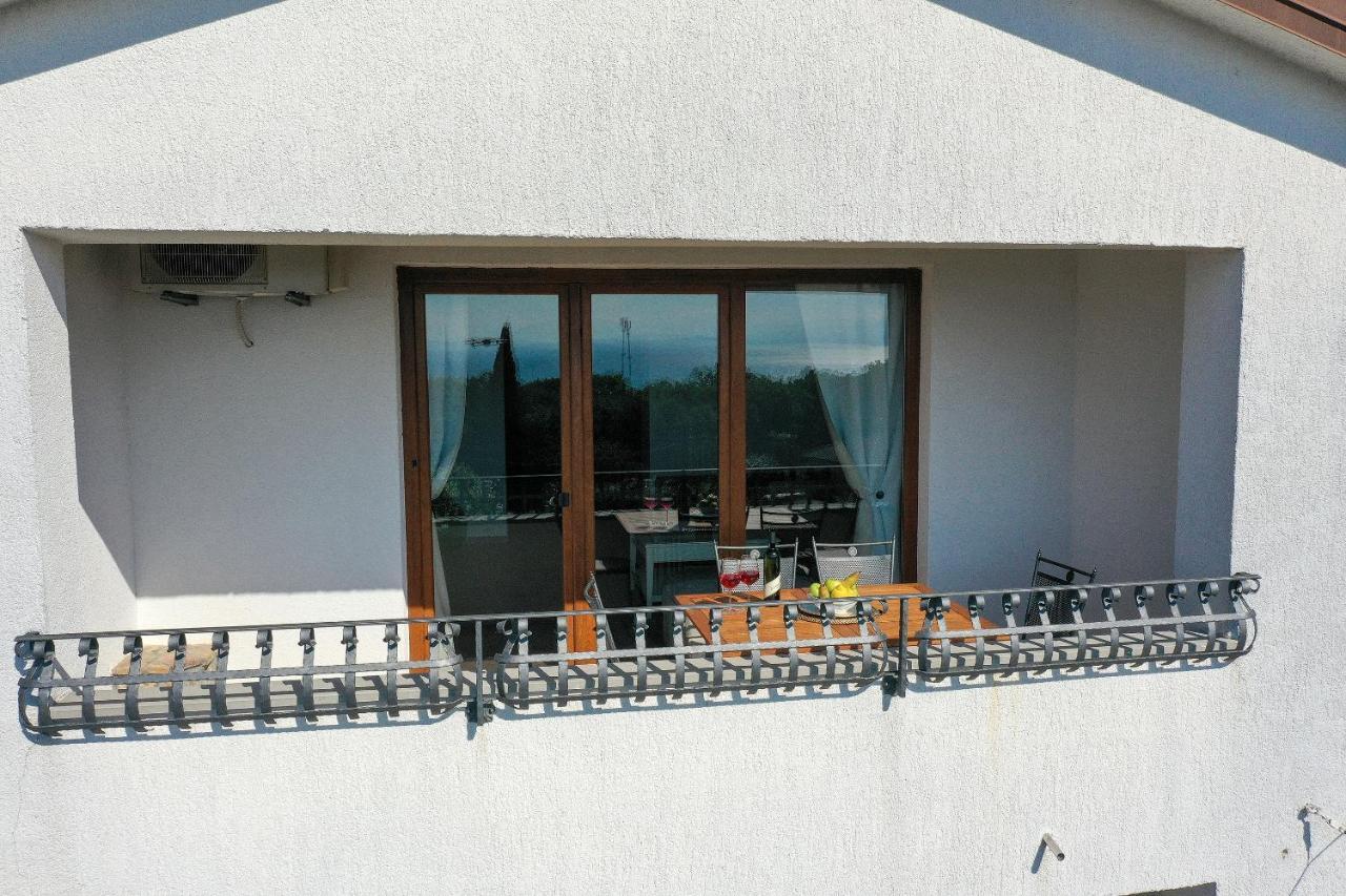 Ičići Villa Fani With Jacuzzi מראה חיצוני תמונה