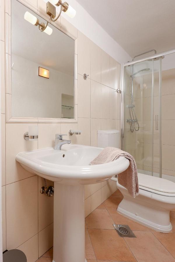 Ičići Villa Fani With Jacuzzi מראה חיצוני תמונה