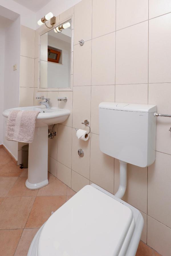 Ičići Villa Fani With Jacuzzi מראה חיצוני תמונה